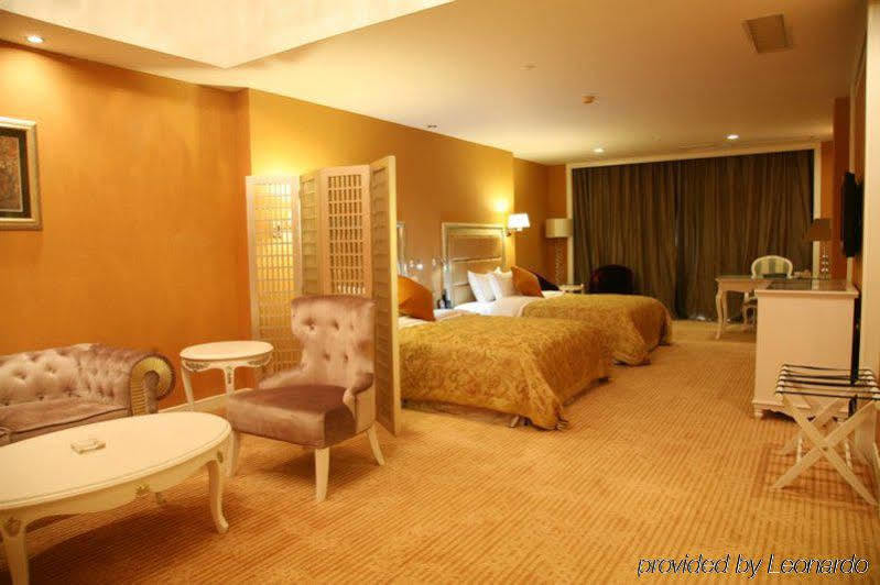 Country Garden Phoenix Hotel Changsha Ruang foto